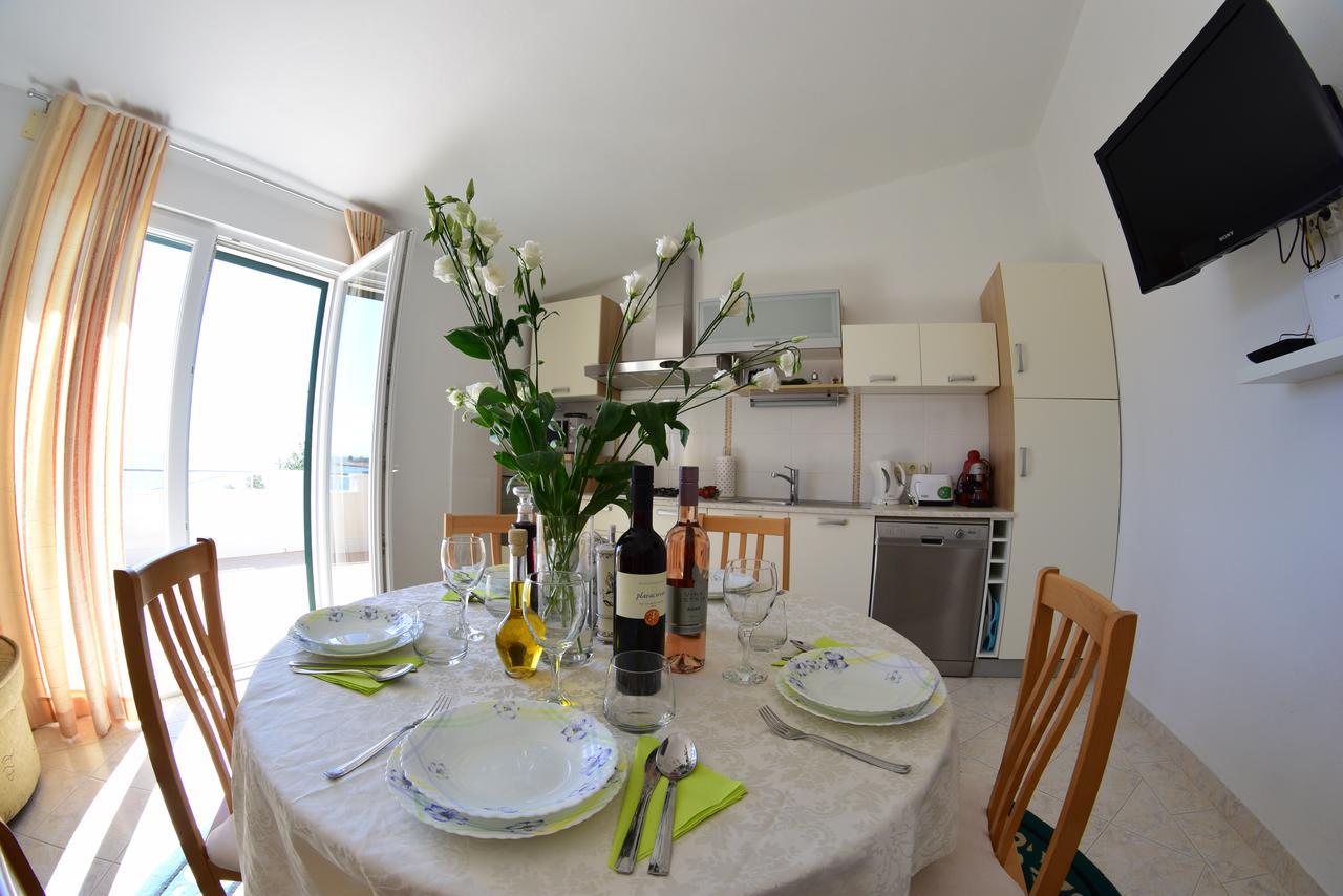 Apartment Ivica Drvenik Mali Eksteriør billede